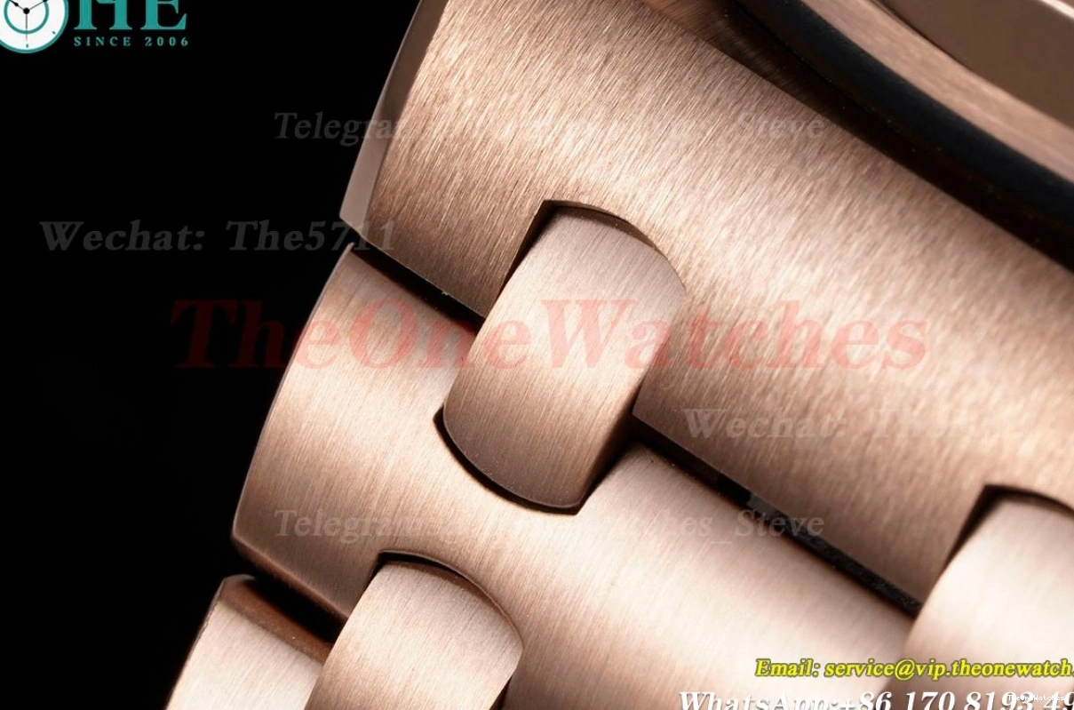 Gold 42mm Blue Oak Royal Offshore APF A7750 RG RG 0303